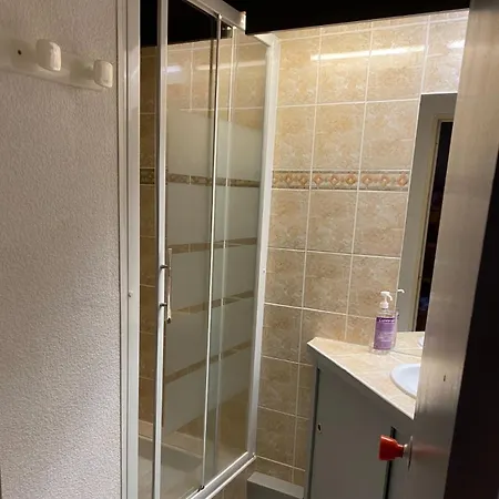 De 33m2 A 150 M Des Pistes Ла-Монжи